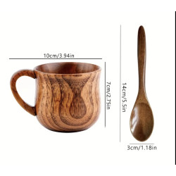 كوب خشبي مع ملعقه